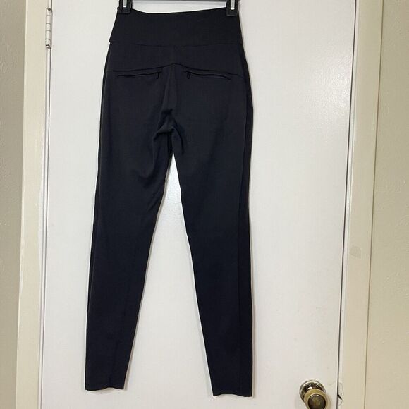 Athleta Headlands Hybrid Trek Tight in back size 2 - Picture 7 of 8